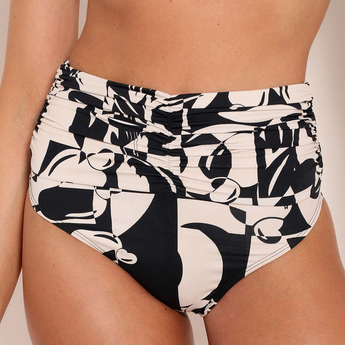 Bikini Bottom Hot Pants with Ruching at the Waist Cajuart